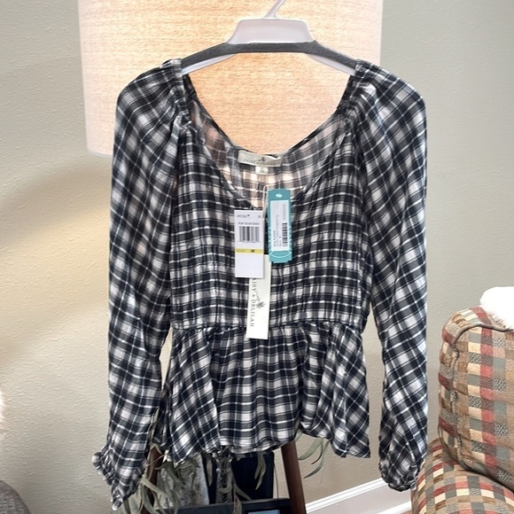 DAISY & Delilah Peplum Crop top Stitch Fix - Picture 3 of 5